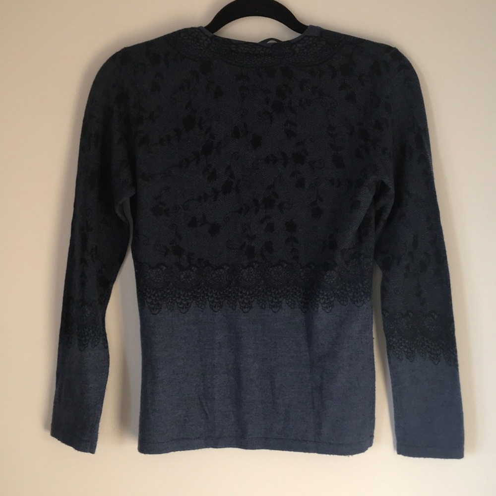 Pullover - Picture 2 of 2